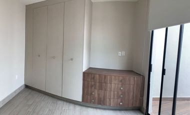 CASA EN RENTA DE UNA PLANTA EL MAYORAZGO LEON GTO ZONA SUR.