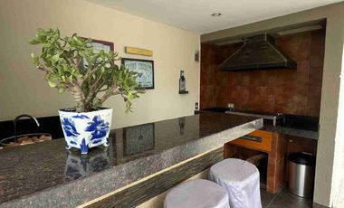 CASA DE VENTA EN EL KM 9 DE LA VÍA SAMBORONDÓN