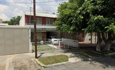 VENTA DE CASA EN GUADALAJARA COL  CHAPALITA