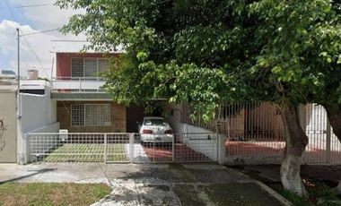 VENTA DE CASA EN GUADALAJARA COL  CHAPALITA