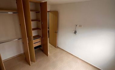 Arriendo amplio apartamento en Arboreto