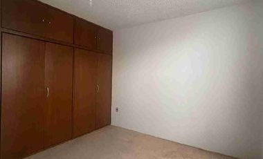 Se renta casa en fraccionamiento Las Haciendas, Metepec, Estado De México