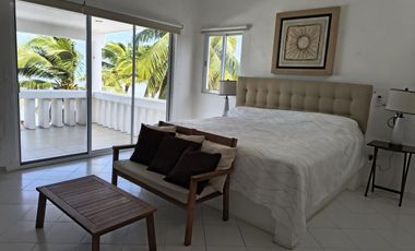 Casa en venta en  San Benito  frente al mar