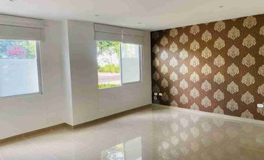 VENDO CASA EN EL ORIENTE DE NEIVA