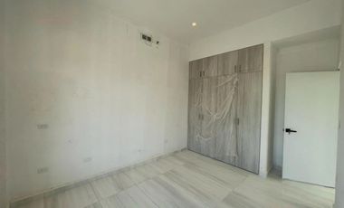 Vendo o Alquilo Casa ESTRENO tipo Town House con Vista a la Laguna en Urb. La Laguna