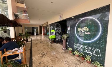LOCAL COMERCIAL EN PLANTA BAJA EN PLAZA TLALTENANGO EN CUERNAVACA