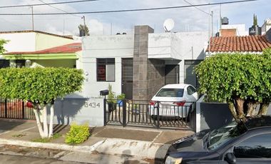 VENTA DE CASA EN GUADALAJARA COL JARDINES DEL SUR