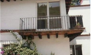 Amplia y Bonita Casa de 4 Recamaras en Col. Lomas de Tecamachalco