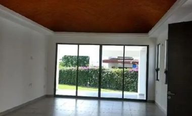 Casa En Venta En Framboyán Fraccionamiento Lomas de Cocoyoc Cocoyoc Morelos