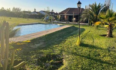 Parcela 5.000m2 Quincho y Piscina