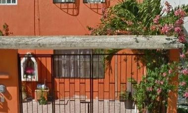 CASA EN VENTA EN VILLAS DEL CARIBE, CANCUN