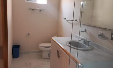 Departamento Amueblado cerca de Plaza del Sol y La Perla