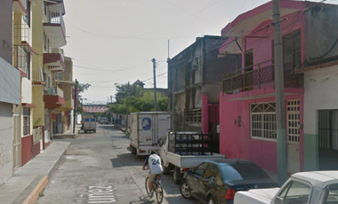 REMATO CASA EN MANZANILLO COLIMA CENTRO