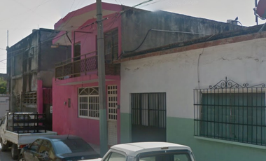 REMATO CASA EN MANZANILLO COLIMA CENTRO
