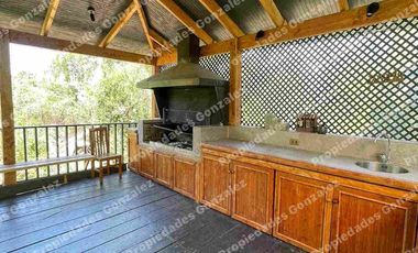 Arriendo y Venta Casa Condominio Pie Andino