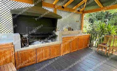 Arriendo y Venta Casa Condominio Pie Andino