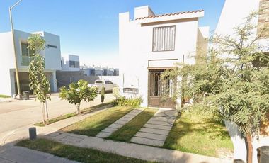 BONITA CASA EN FUNDADORES RESIDENCIAL EN GUASAVE SINALOA