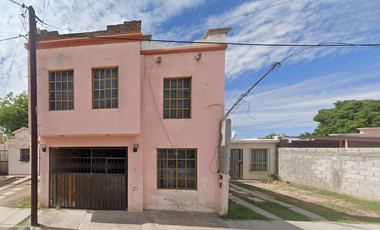 25, OPORTUNIDAD DE COMPRA DE ESTA CASA CON EXCELENTE PRECIO!!