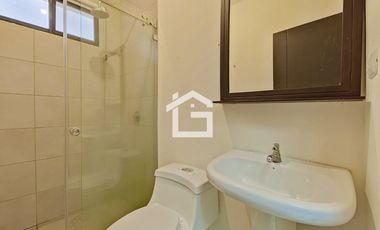 Casa Semiamoblada en Alquiler en Urbanización Arboleia, Machala