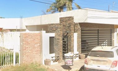AMPLIA CASA EN COLONIA LAS PALMILLAS GUASAVE SINALOA