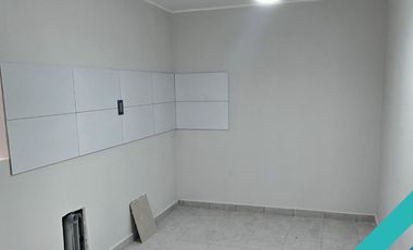 CASA 3 PISOS EN VENTA 160 M2 URB. AEROPUERTO – CALLAO