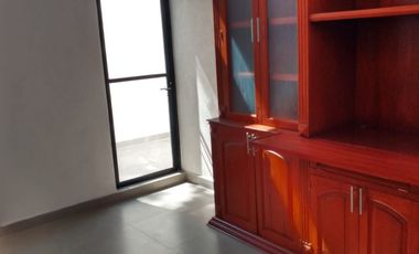 RENTA HERMOSA CASA EN LEON MODERNO