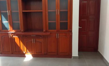 RENTA HERMOSA CASA EN LEON MODERNO