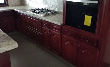 RENTA HERMOSA CASA EN LEON MODERNO