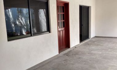 RENTA HERMOSA CASA EN LEON MODERNO