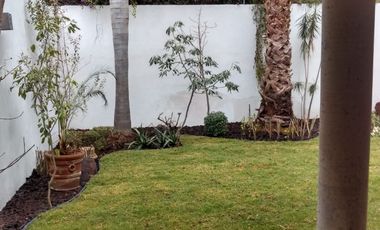 RENTA HERMOSA CASA EN LEON MODERNO