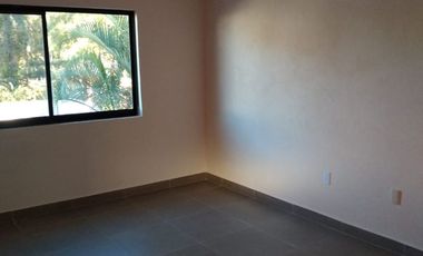 RENTA HERMOSA CASA EN LEON MODERNO