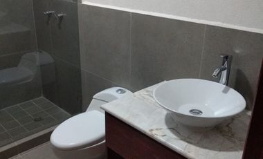 RENTA HERMOSA CASA EN LEON MODERNO