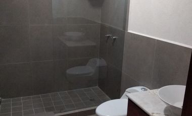 RENTA HERMOSA CASA EN LEON MODERNO