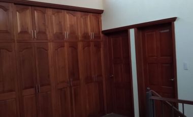 RENTA HERMOSA CASA EN LEON MODERNO