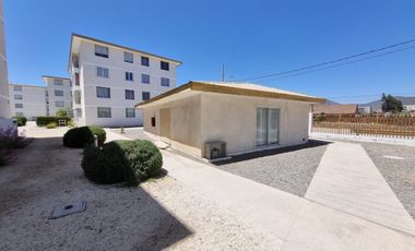 Depto en Condominio a pasos de Aeropuerto, La Serena.