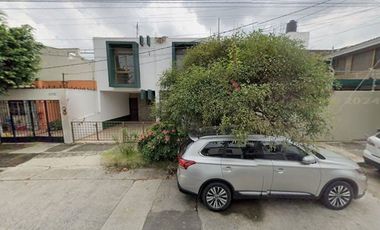 VENTA DE CASA EN GUADALAJARA COL JARDINES DEL COUNTRY