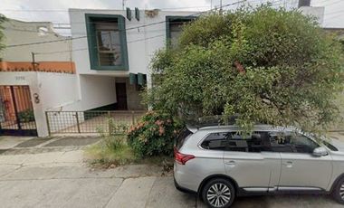 VENTA DE CASA EN GUADALAJARA COL JARDINES DEL COUNTRY
