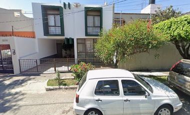 VENTA DE CASA EN GUADALAJARA COL JARDINES DEL COUNTRY