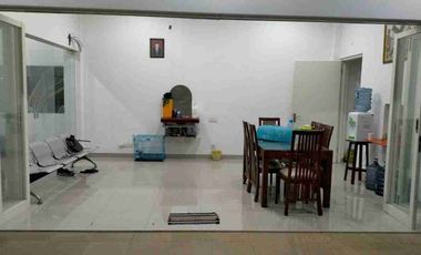 Sawahan Surabaya | Jual Rumah Bagus 2 Lantai 246 m² Ada Kolam Renang di Petemon Dekat Arjuno Banyuurip Tidar Simo Semarang Pasar Turi Kembang Kedungdoro