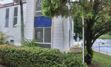 CASA EN VENTA EN CONJUNTO CERRADO EN GIRARDOT