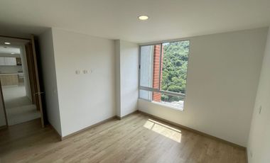 SE VENDE APARTAMENTO SECTOR LOS COLORES