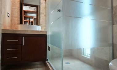 Casa en  Renta Excelente Ubicacion en Cluster 444,Lomas de Angelopolis, San Andres Cholula