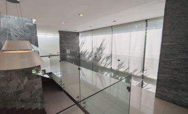 Casa en  Renta Excelente Ubicacion en Cluster 444,Lomas de Angelopolis, San Andres Cholula