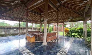 DIJUAL CEPAT VILLA JOGLO DEKAT STADION MAGUWO