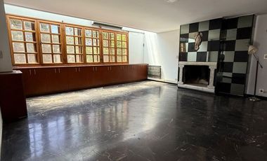 VÓRTICE INMOBILIARIA ALQUILA AMPLIO DEPARTAMENTO EN QUINTA SECCIÓN, CAPITAL, MENDOZA