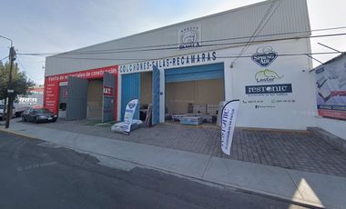 Renta Local en 25 Sur Colonia Santiago