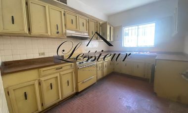 SE VENDE PROPIEDAD DE 5 DEPARTAMENTOS, CERCA DEL PARQUE BORUNDA, CIUDAD JUAREZ CHIH.