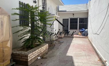 SE VENDE PROPIEDAD DE 5 DEPARTAMENTOS, CERCA DEL PARQUE BORUNDA, CIUDAD JUAREZ CHIH.