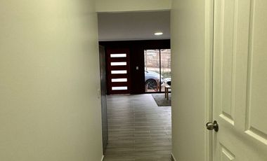 ¡Magnífica Casa Amoblada en Algarrobo!