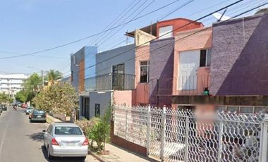 VENTA DE CASA EN GUADALAJARA COL JARDINES DE SANTA ISABEL